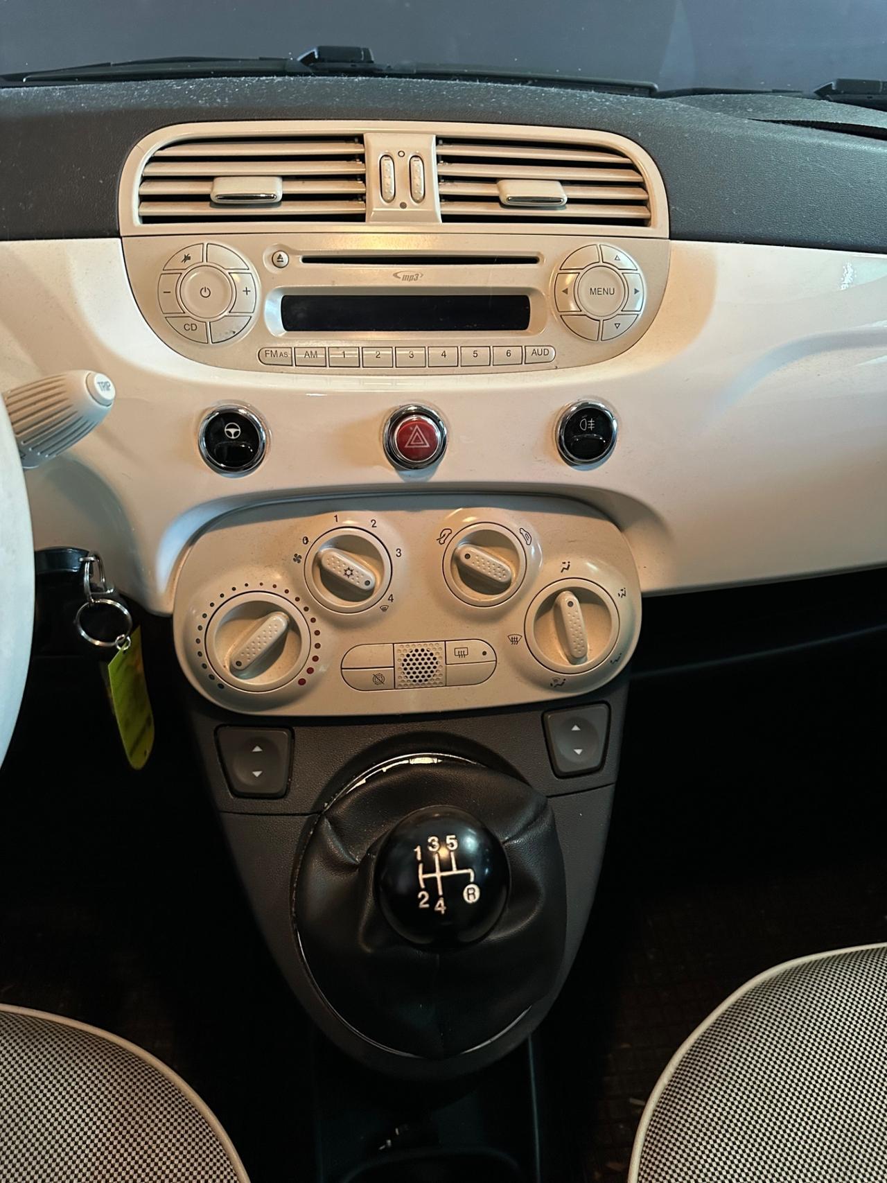 Fiat 500 1.2 Lounge ok neopatentati