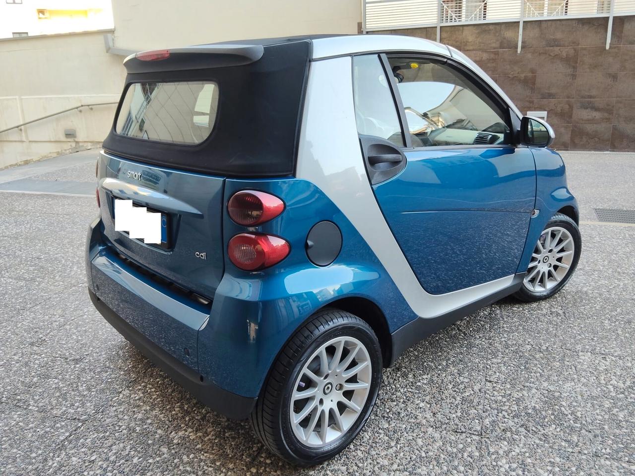 Smart ForTwo 800 33 kW cabrio passion cdi