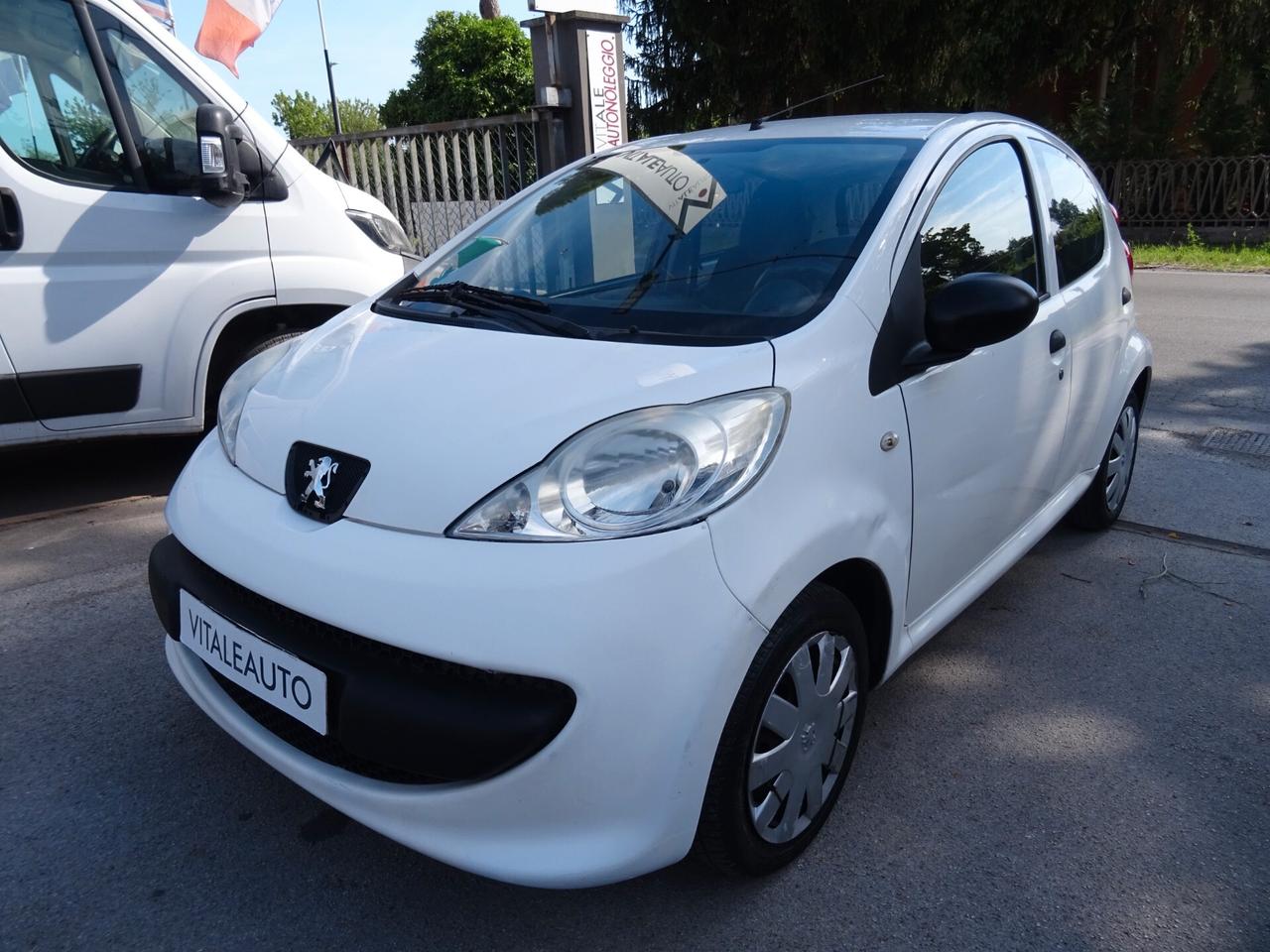 Peugeot 107 1.0 68CV 5p. Plaisir