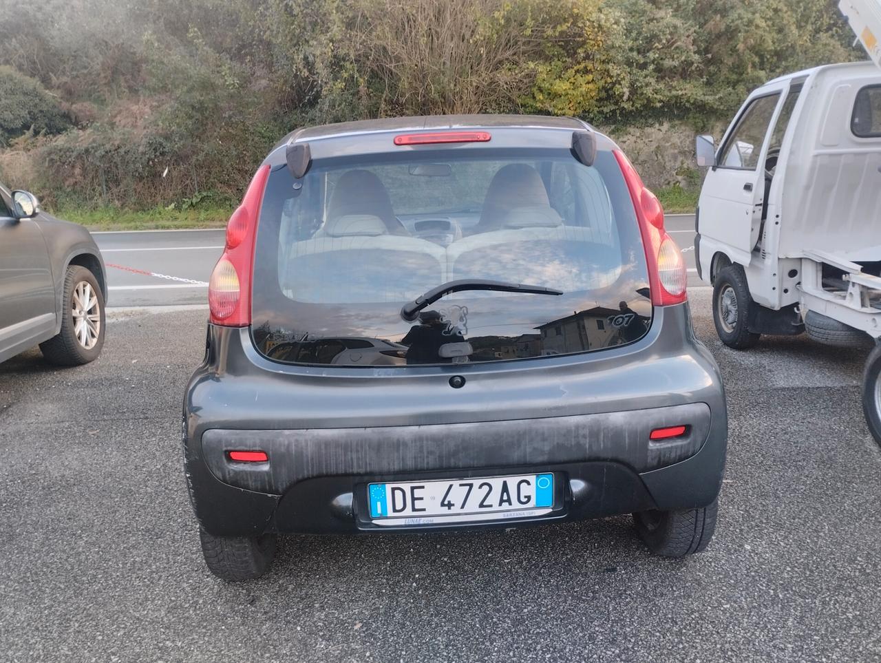 Peugeot 107 1.0 68CV 3p. Sweet Years