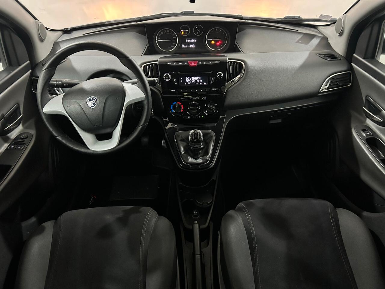 Lancia Ypsilon 1.2 69 CV 5 porte GPL Ecochic Gold