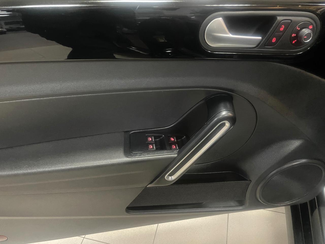 Volkswagen Maggiolino Cabrio 2.0 TDI Sport BlueMotion Technology FULL OPTIONAL PARI AL NUOVO!!!