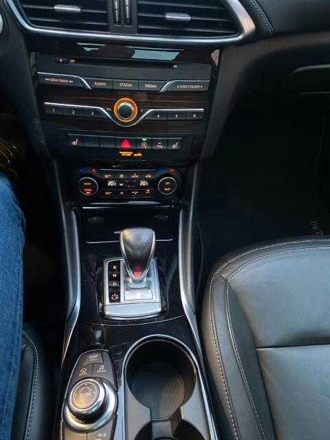 Infiniti Q30 2.2 diesel DCT Premium