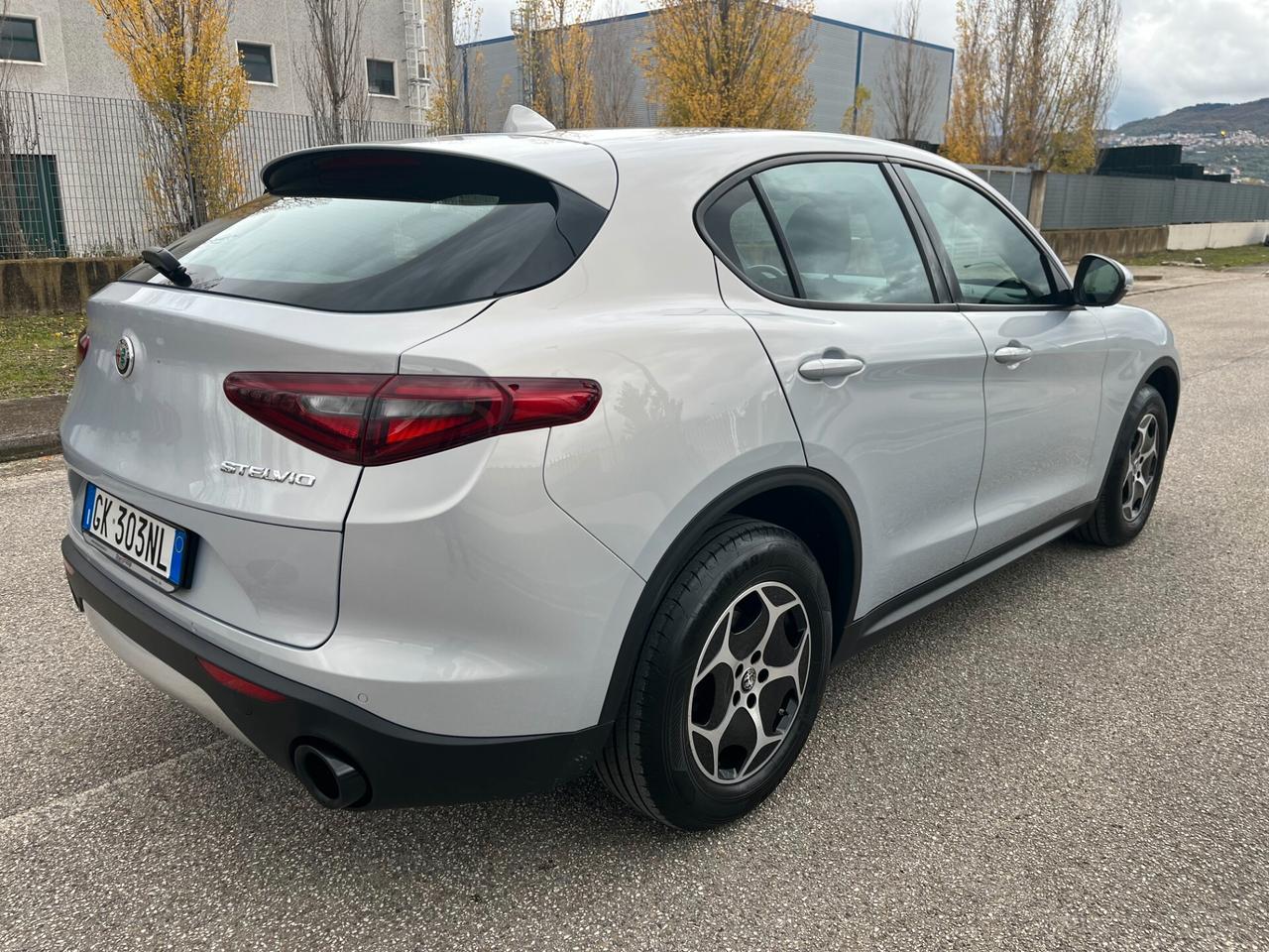 Alfa Romeo Stelvio 2.2 TD 190 cv AT8 Q4 Business