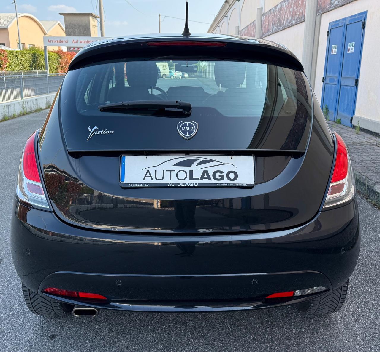 Lancia Ypsilon 1.2 69 CV 5 porte GPL Ecochic Black and Noir