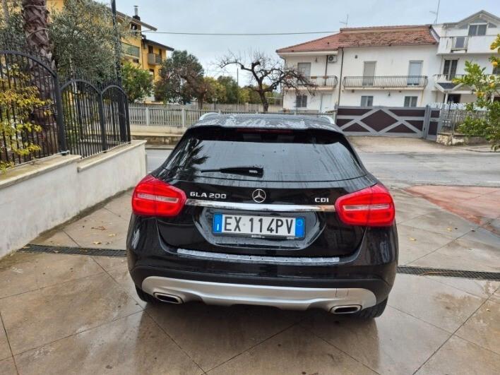Mercedes-benz GLA 200 GLA 200 CDI Automatic Premium