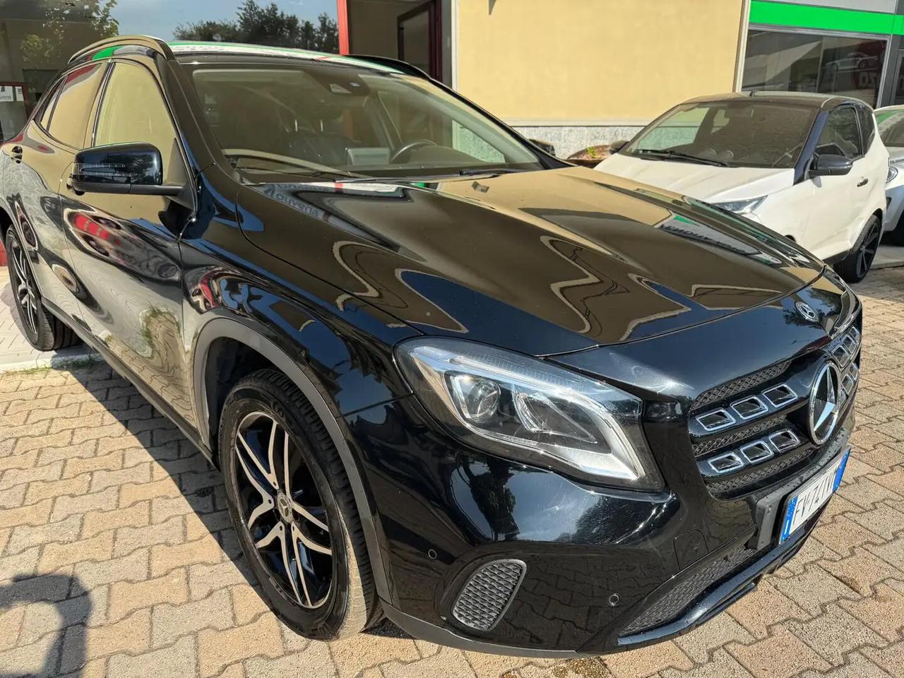 Mercedes-benz GLA 200 d Automatic 4Matic Business