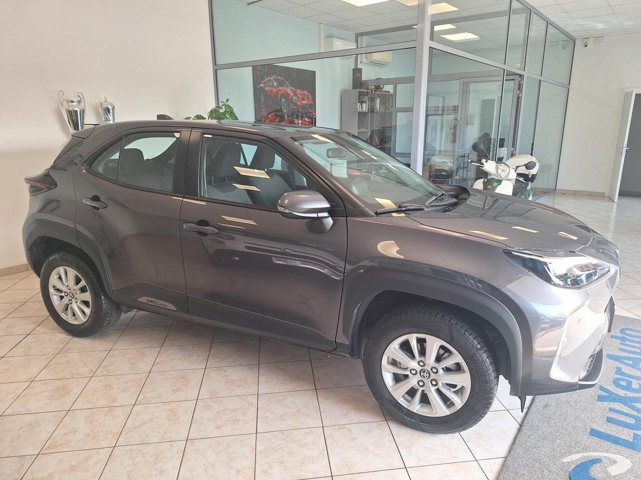 Toyota Yaris Cross 1.5 Hybrid 5p. E-CVT Business