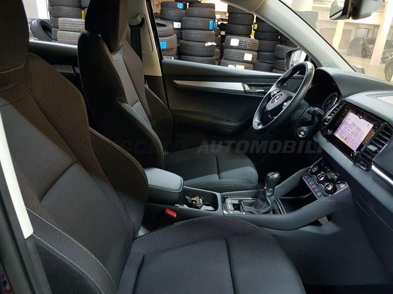 Skoda Karoq 2022 1.0 tsi Executive 110cv