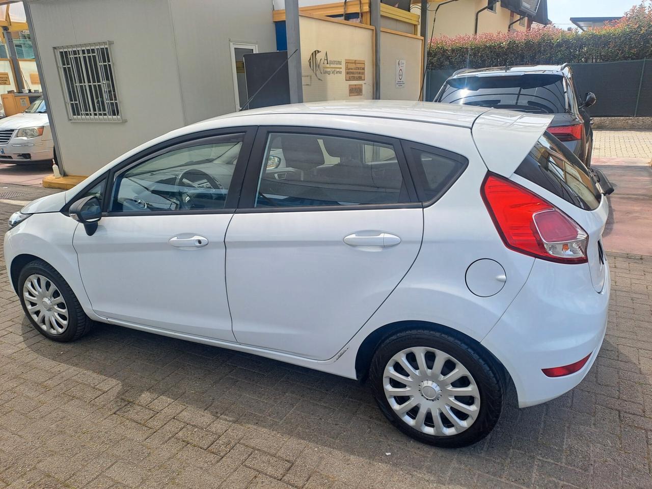 Ford Fiesta 1.5 TDCi 75CV 5 porte Business