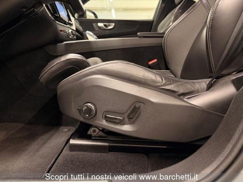 Volvo XC60 2.0 b4 Plus Dark awd auto