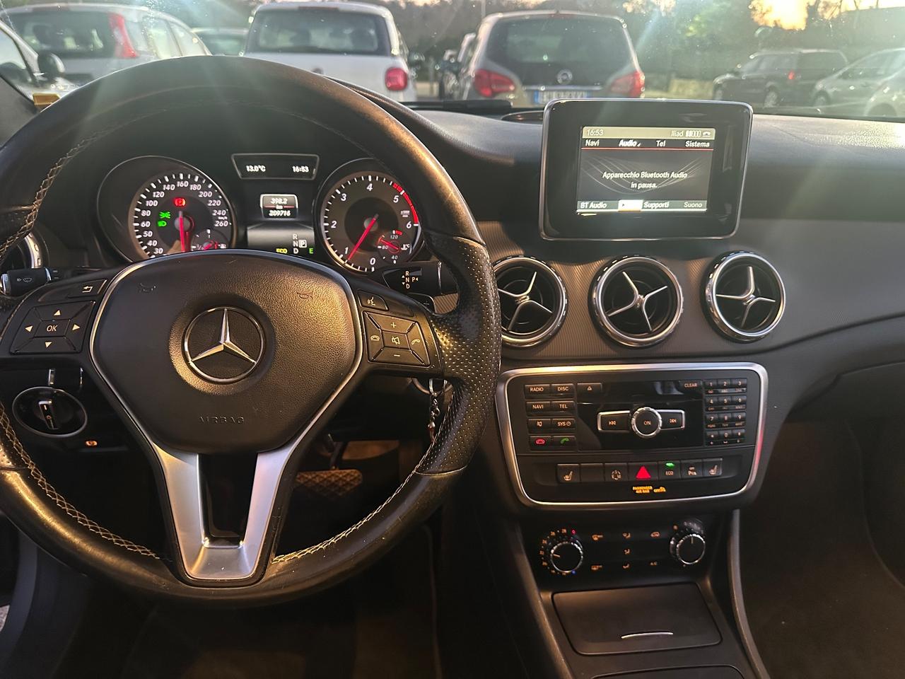 Mercedes-benz GLA 200 diesel 2015