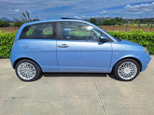 Lancia 1.2 Y anno 2007
