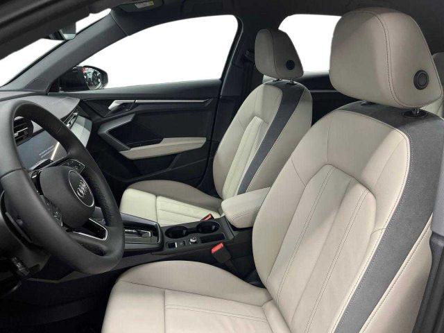 AUDI 50 NUOVA A3 ALLSTREET A3 all. e-tr. 1,5 L4 1