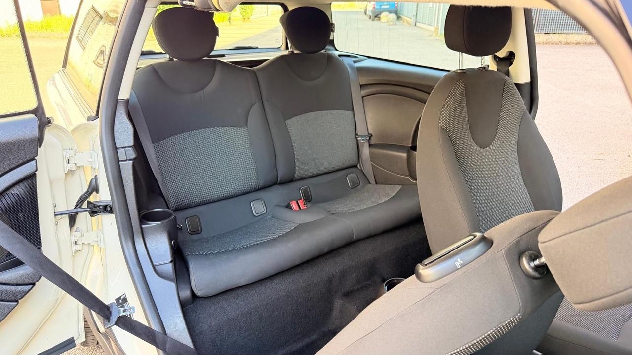 Mini Cooper D Clubman 2.0 16V Automatica