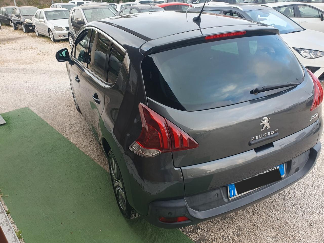 Peugeot 3008 1.6 HDi 115CV Business