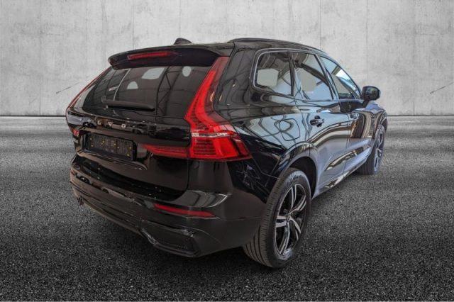 VOLVO XC60 B4 (d) Geartronic R-design