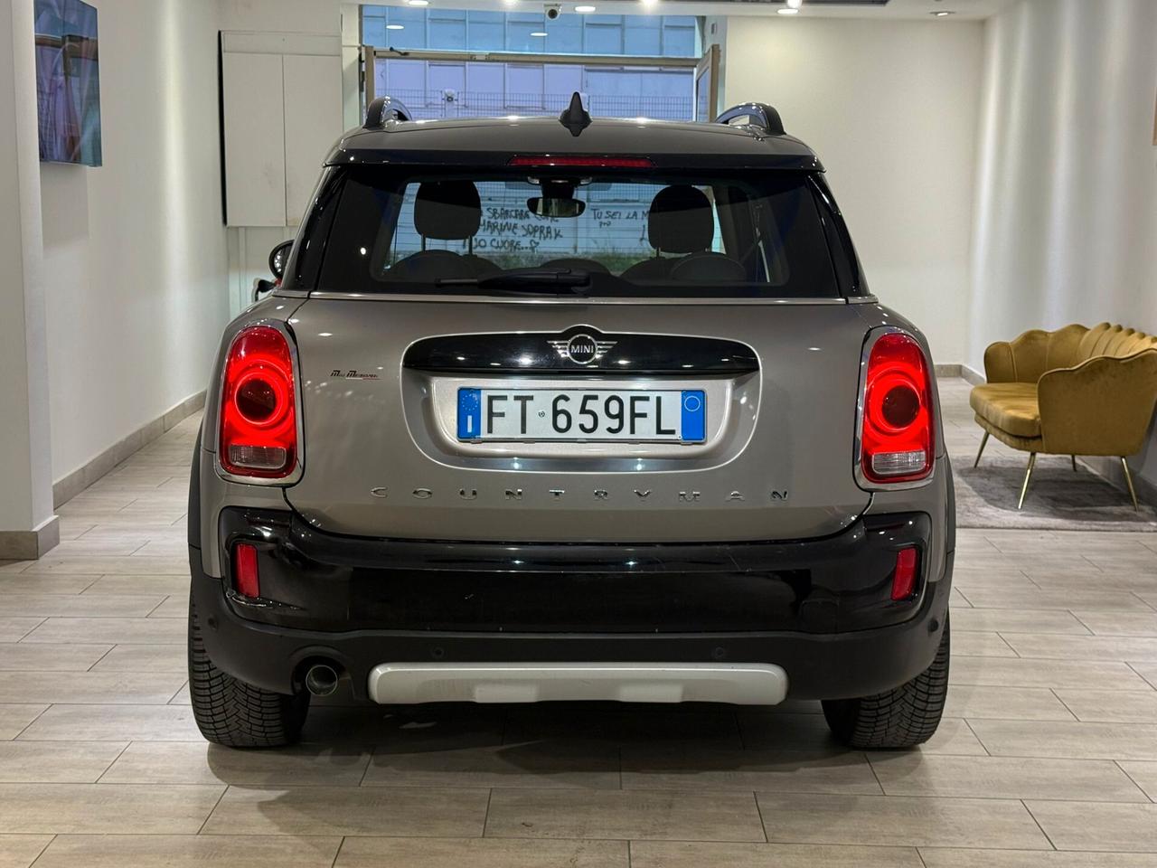 Mini Cooper D Countryman 1.5 HYPE