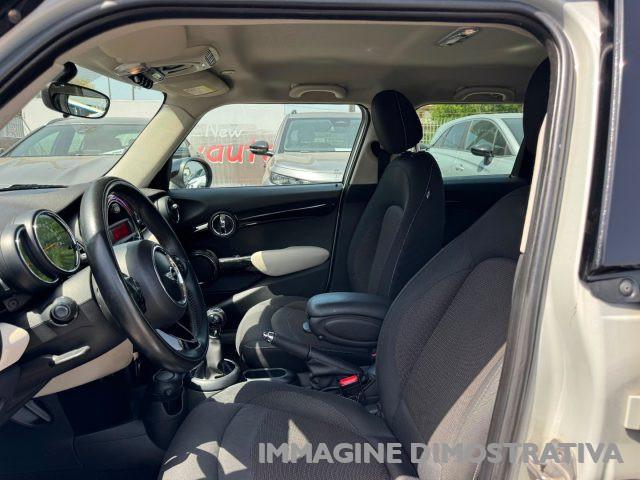MINI Cooper D 1.5 Cooper D 5 porte