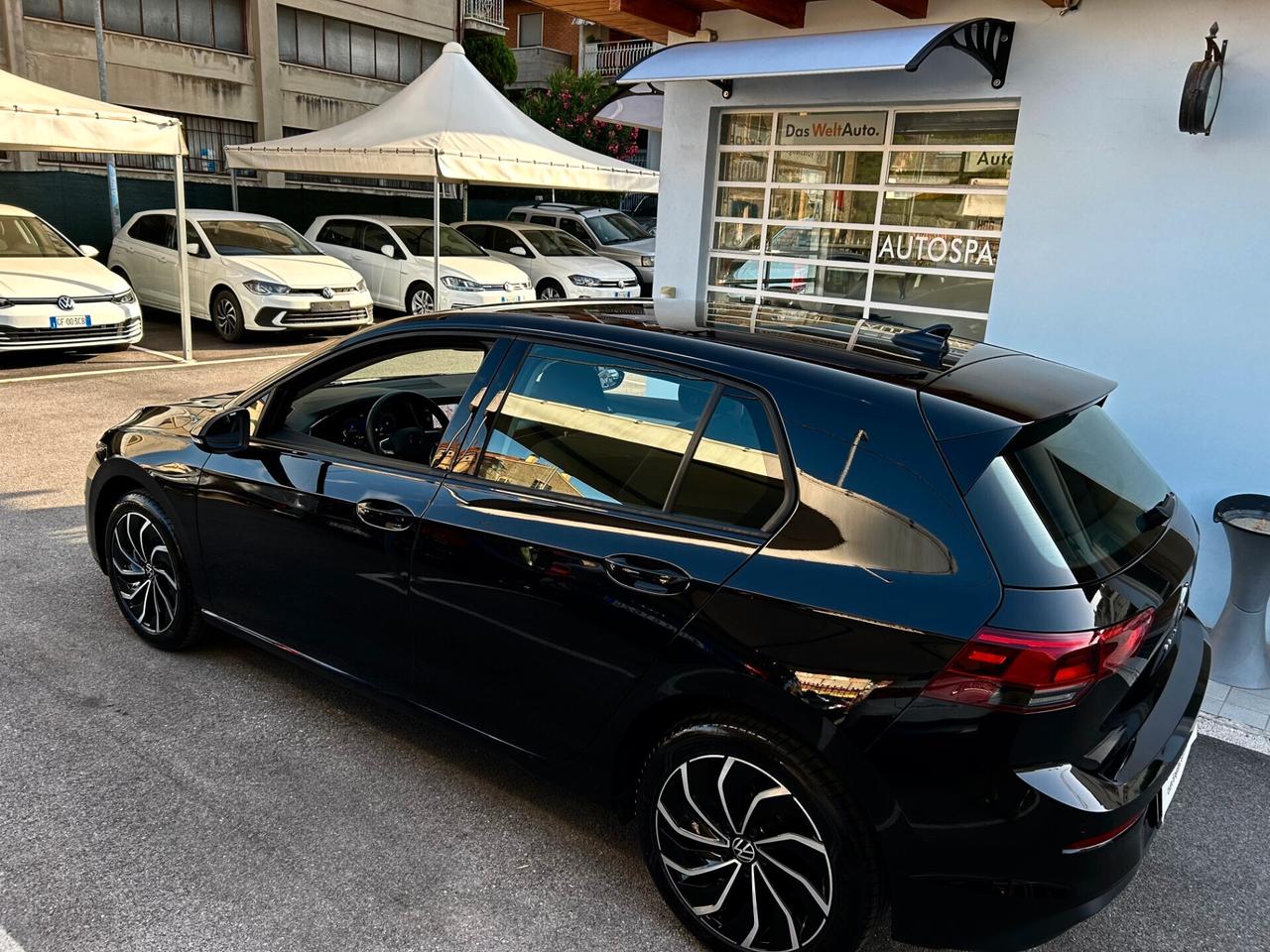 Volkswagen Golf 1.5 eTSI 130 DSG Life 2022