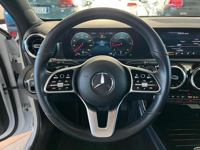 MERCEDES-BENZ A 180 d Automatic Sport