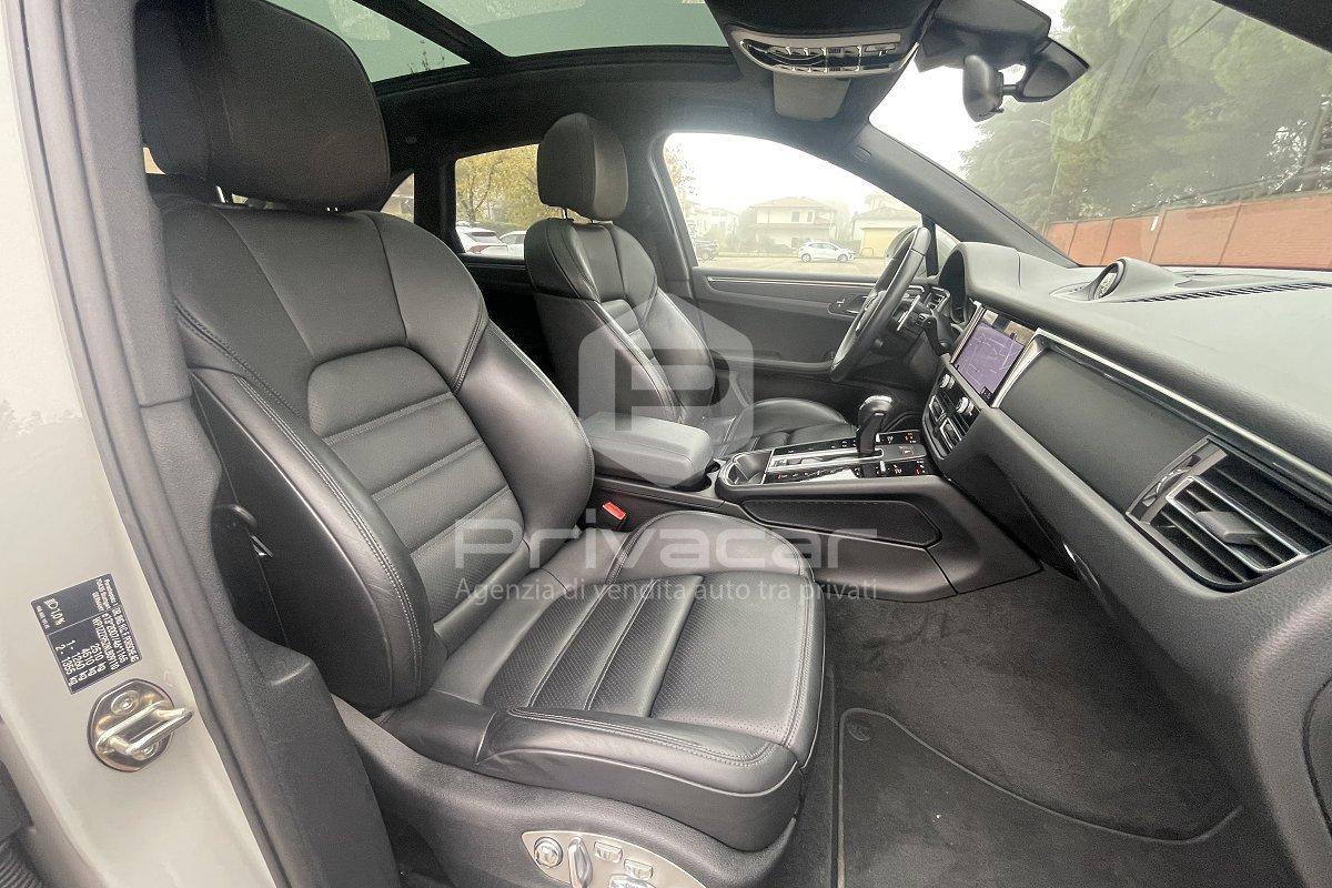 PORSCHE Macan 2.0