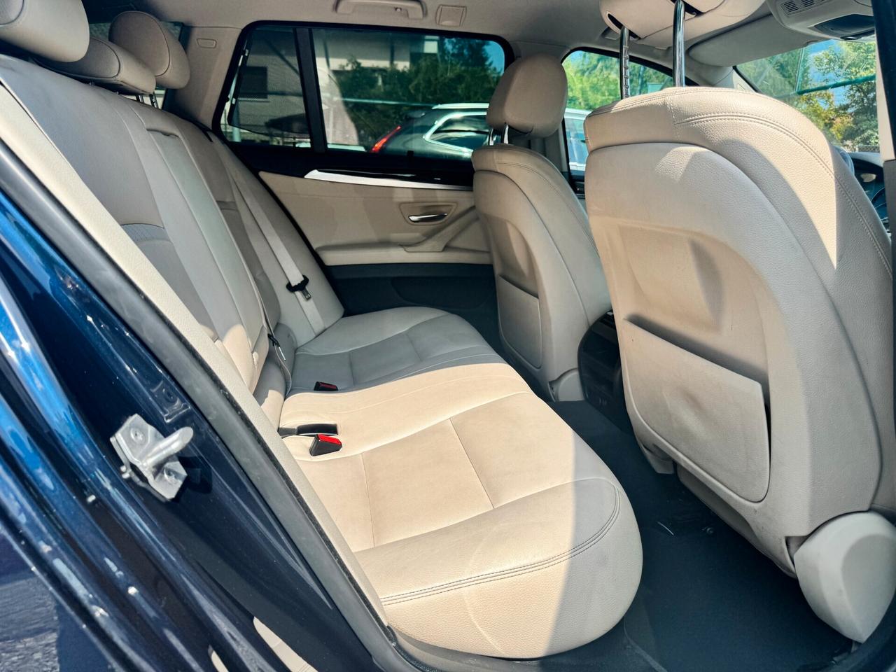 Bmw 525d xDrive Touring Luxury
