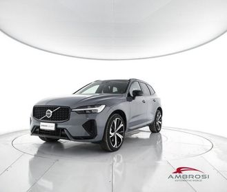 VOLVO XC60 B4 (d) AWD automatico Plus Dark- AUTOCARRO N1