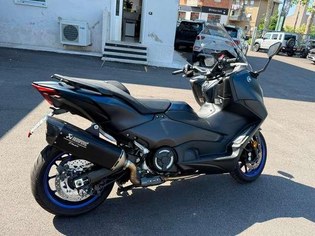 Yamaha TMAX 560 xp560 Akrapovich+scarico originale. Solo 800km