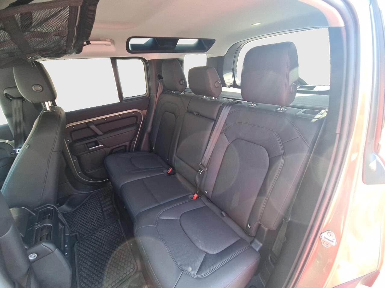 Land Rover Defender 110 3.0D I6 200 CV AWD Auto S
