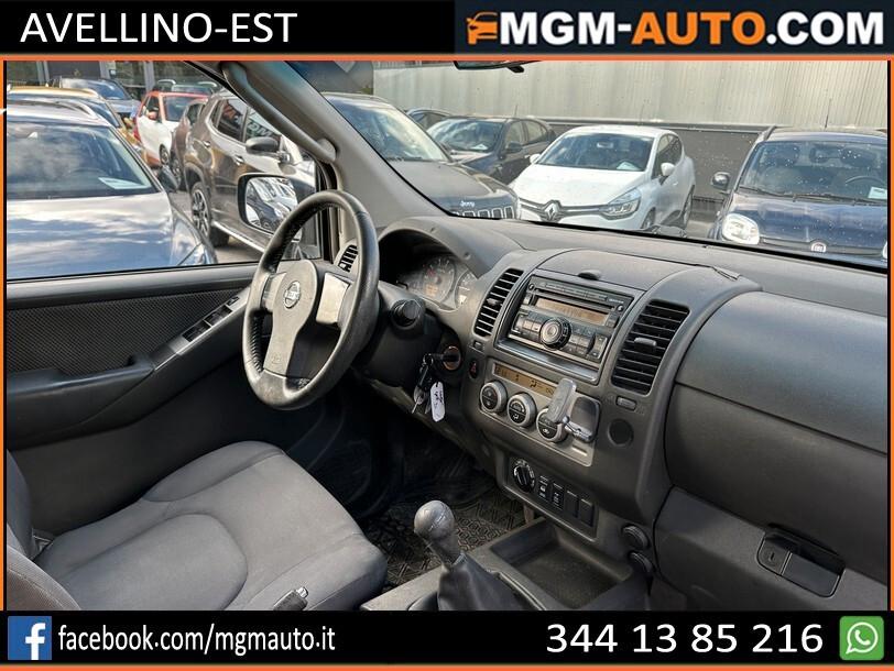 Nissan Navara 2.5 dCi 4 porte Double Cab XE pick-up