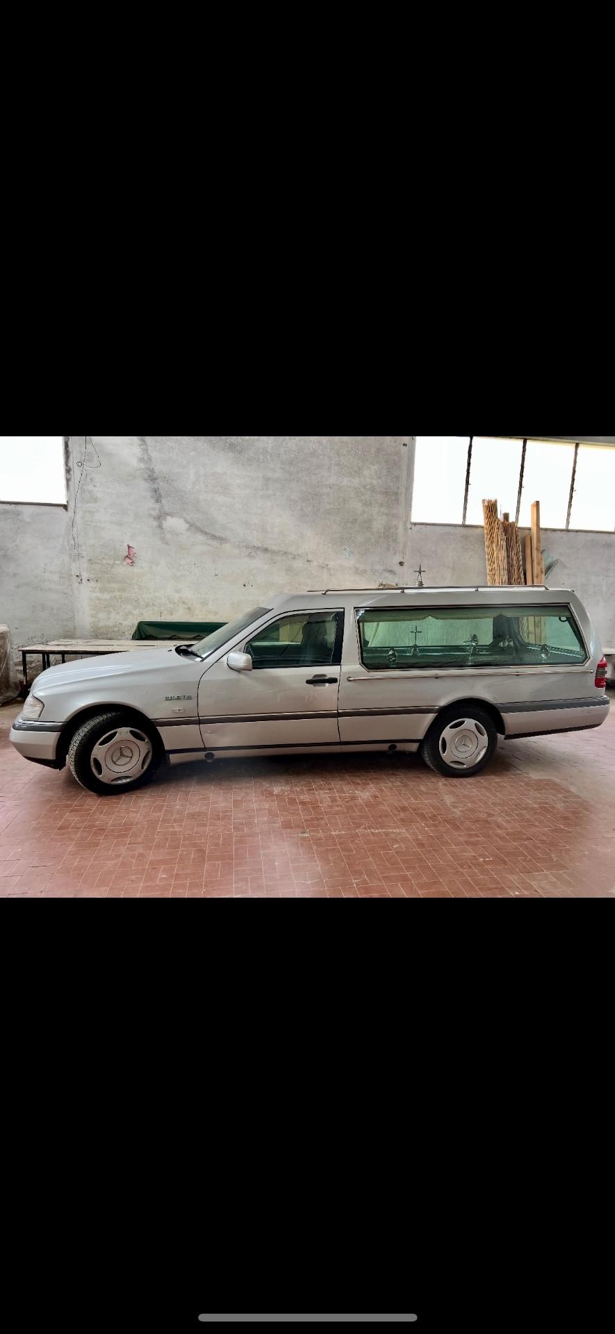 Mercedes-benz C 220 diesel Carro Funebre Pilato