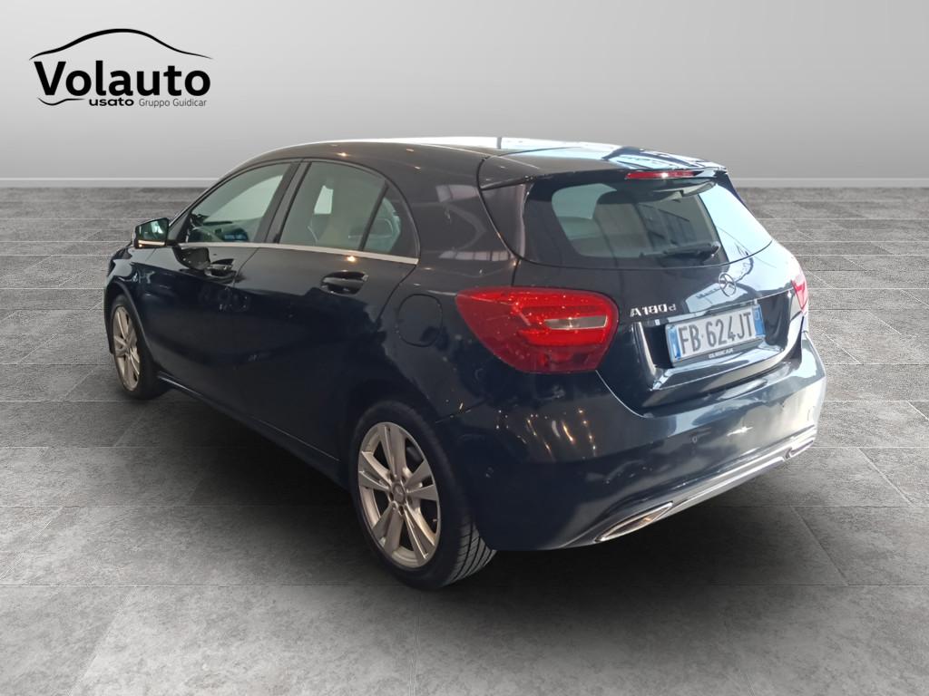 Mercedes-Benz Classe A - W176 - A 180 d Sport my16