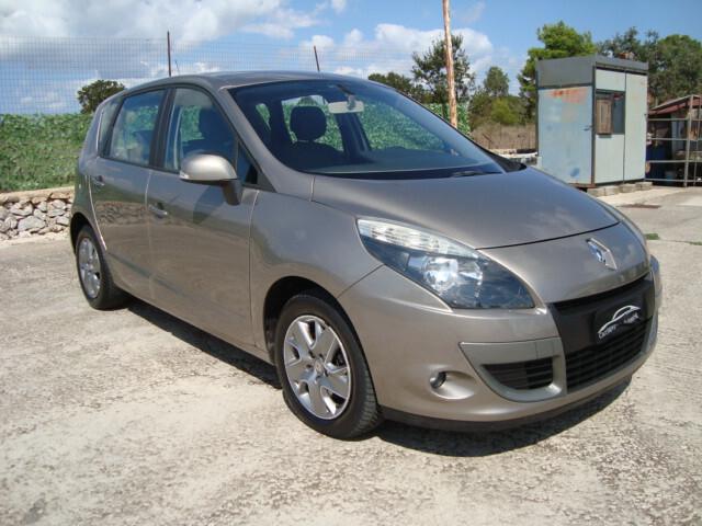 Renault Scenic X-Mod 1.5 dci Dynamique 110cv