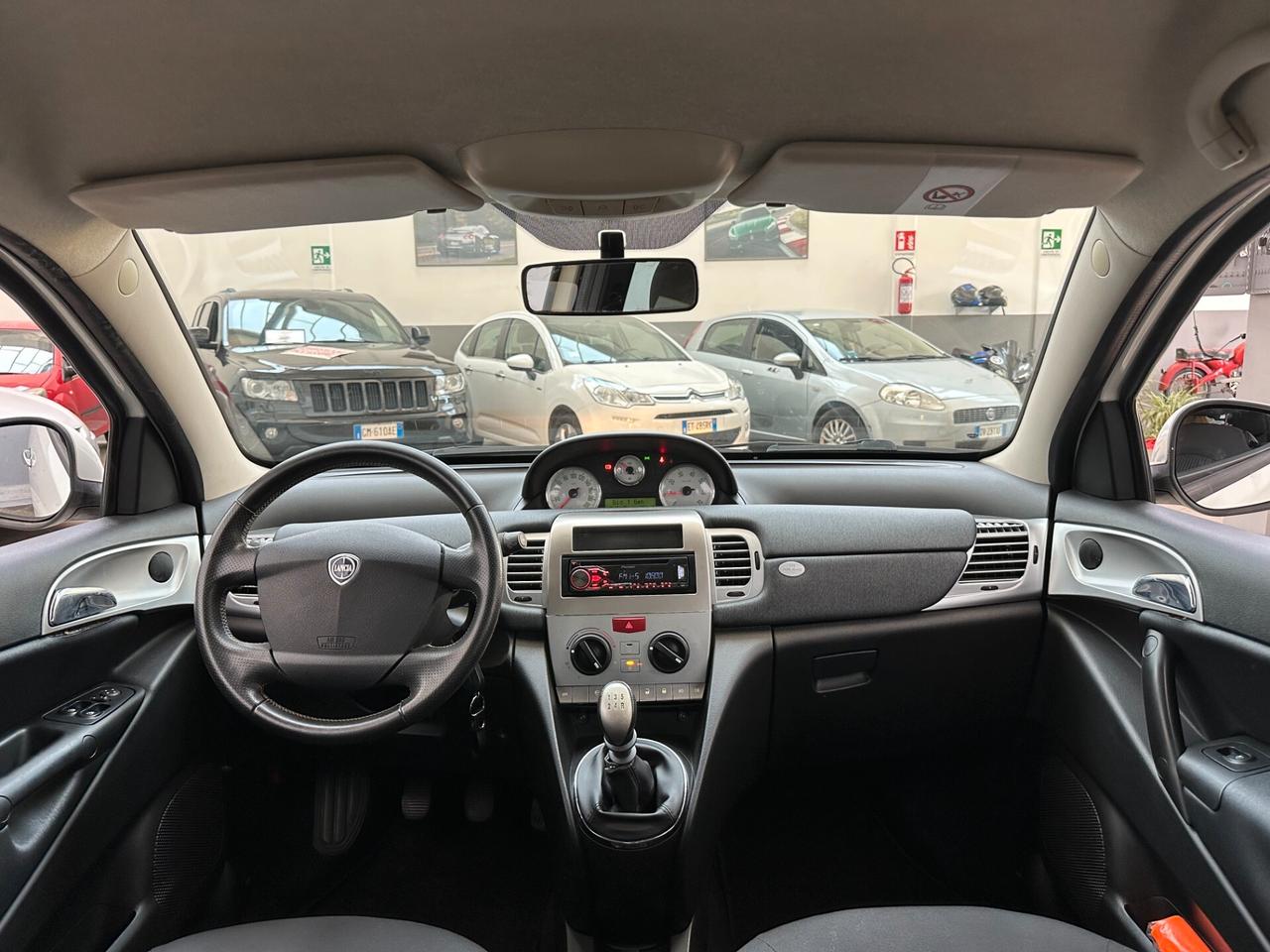 Lancia Ypsilon 1.2 Benz (Euro 5A), neopa, uni propriet, impeccabile
