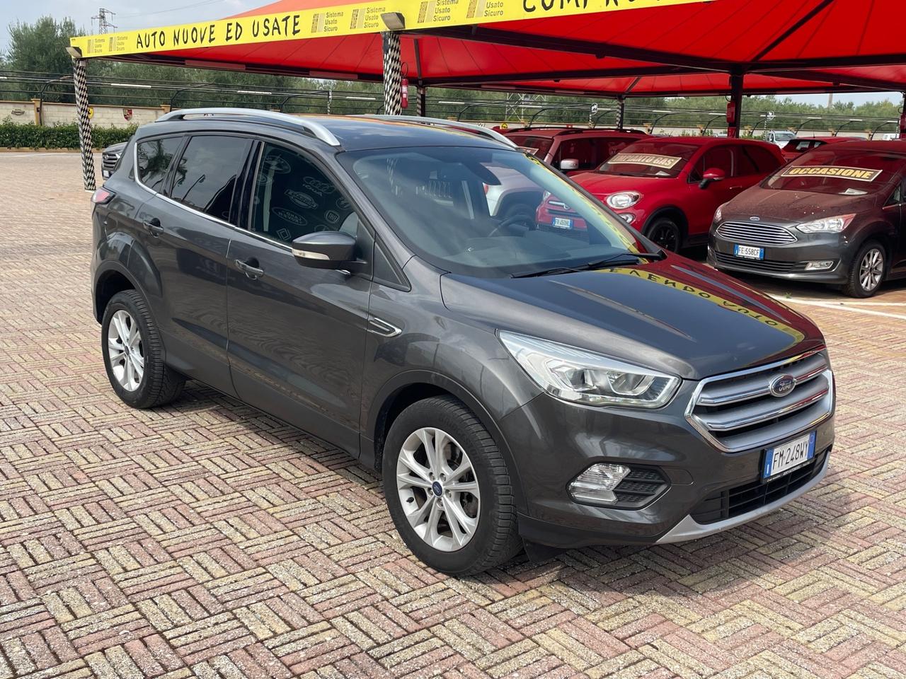 Ford Kuga 1.5 TDCI 120 CV S&S 2WD Powershift ST-Line