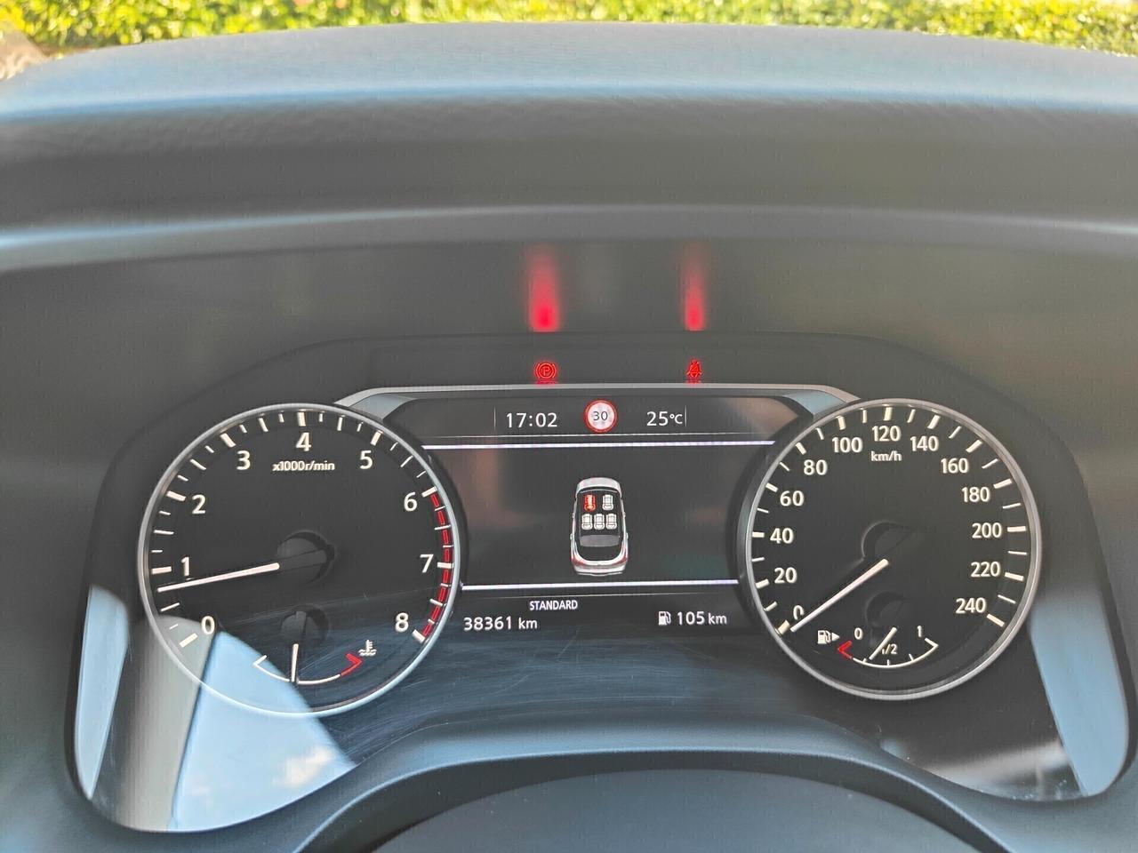 Nissan Qashqai MHEV 140 CV Business