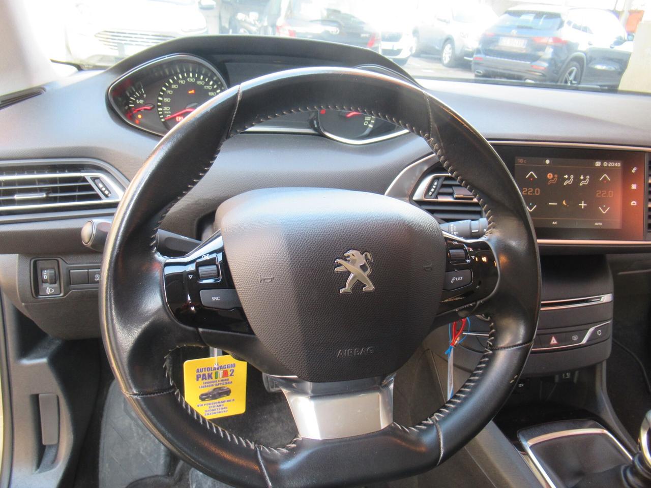 Peugeot 308 BlueHDi 130 S&S Allure