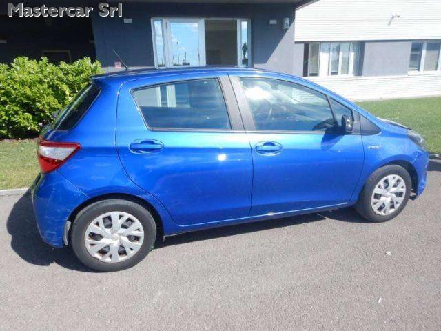 TOYOTA Yaris Yaris III 2017 5p 1.5h Business - FV156FC