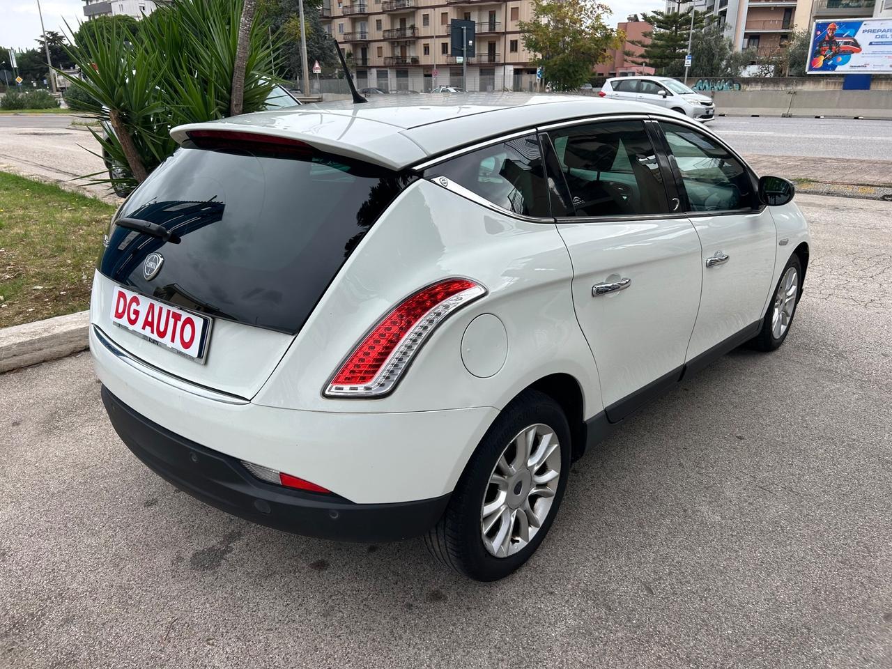 Lancia Delta 1.6 MJT 105 Cavalli 2011