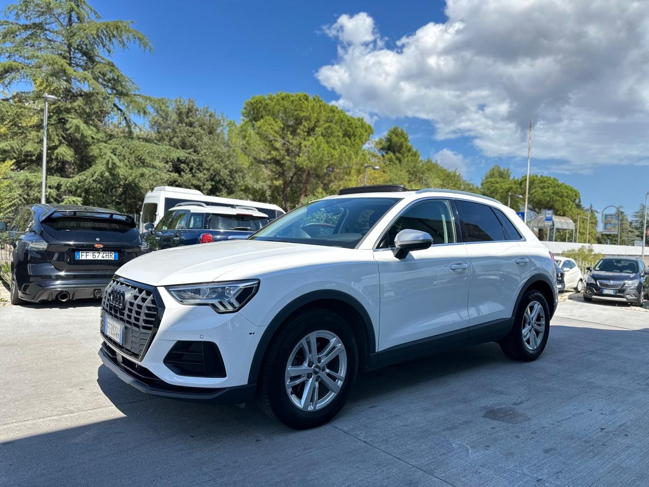 Audi Q3 35 TDI S tronic Business Advanced