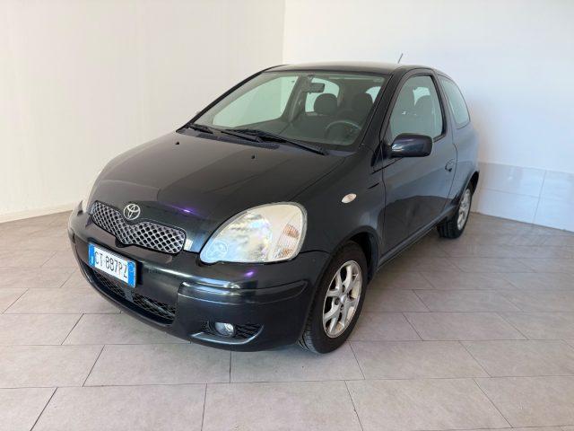 TOYOTA Yaris 1.3i 16V cat 3 porte Sol