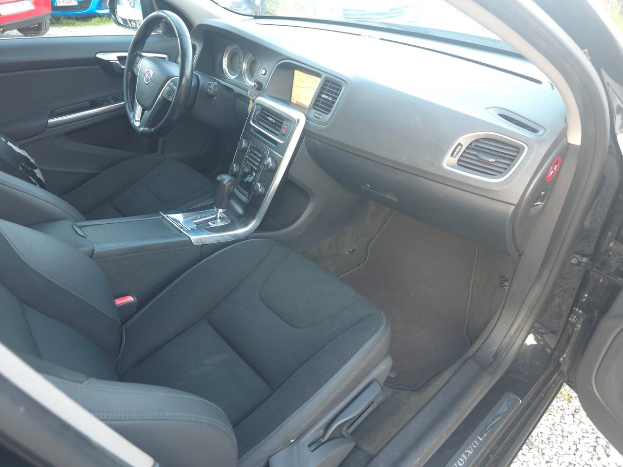 Volvo V60 D3 Geartronic Summum