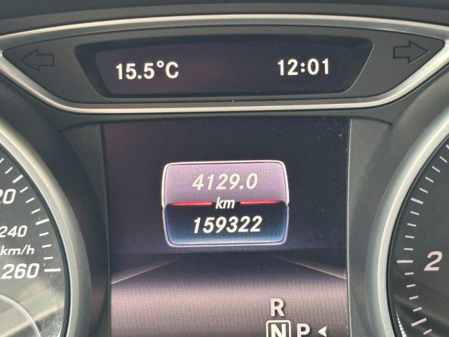 MERCEDES-BENZ A 200 d Automatic 4Matic Premium