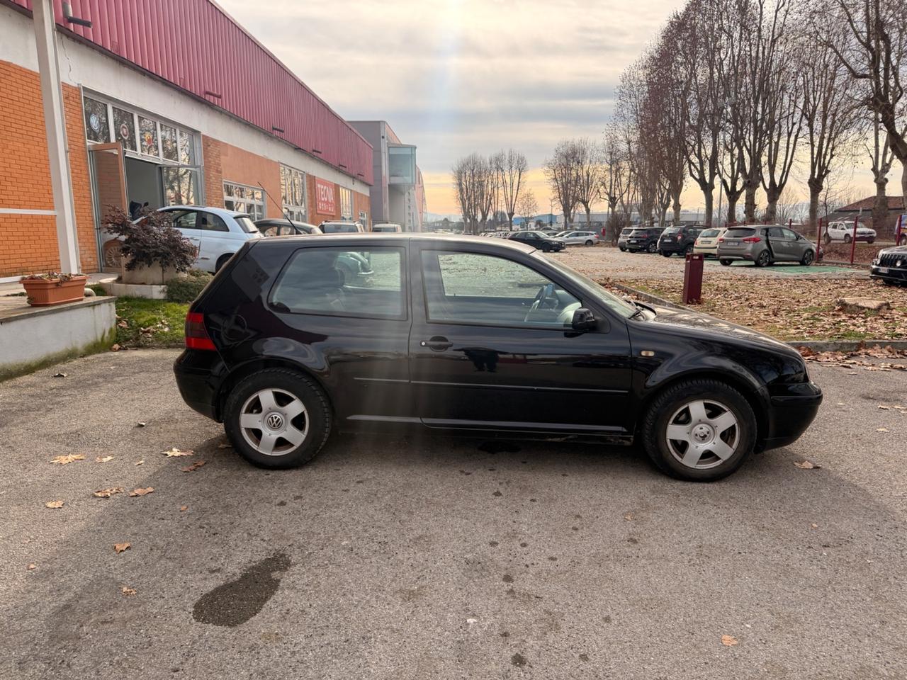 Volkswagen Golf 1.8 cat 3 porte Highline