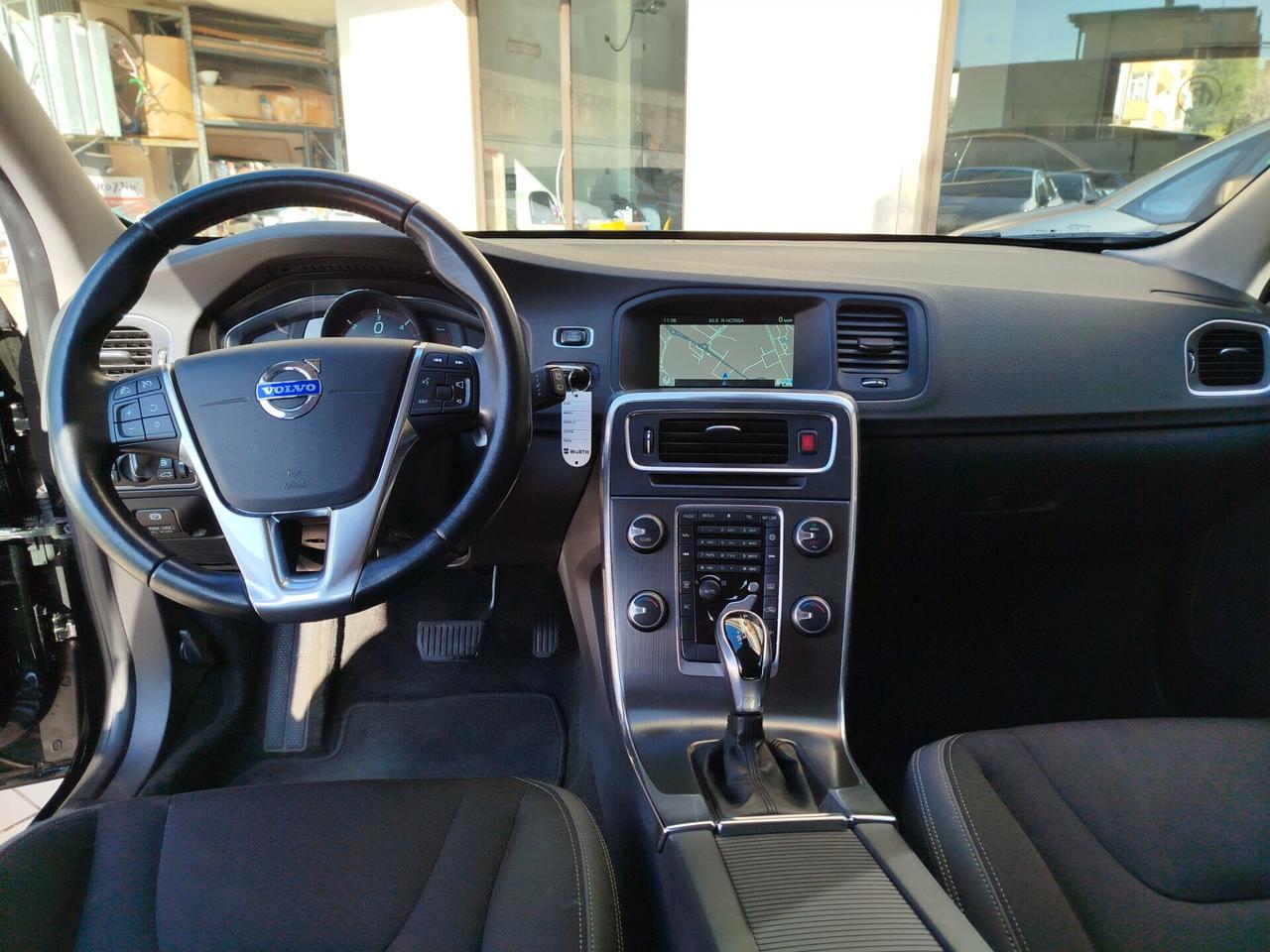 Volvo V60 D3 Geartronic Summum