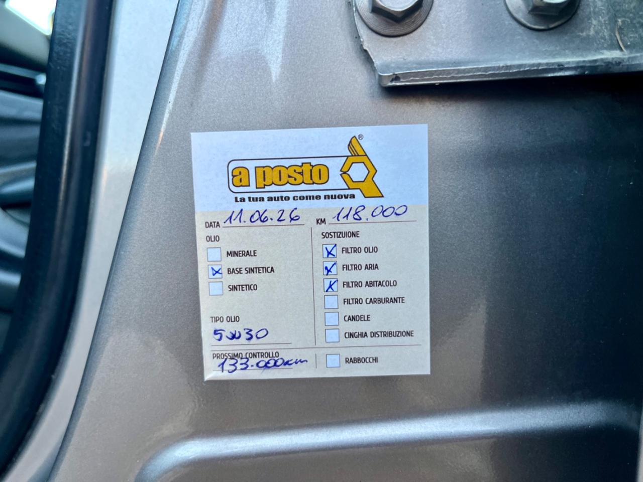 Toyota Yaris 1.0benz 2015 118.000km euro6 per neopatentati