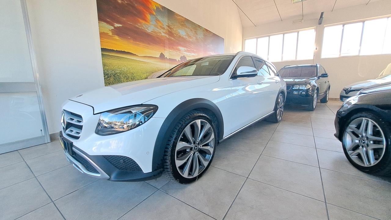 Mercedes-benz E 220 Cdi 4 Matic All-Terrain-Pelle-