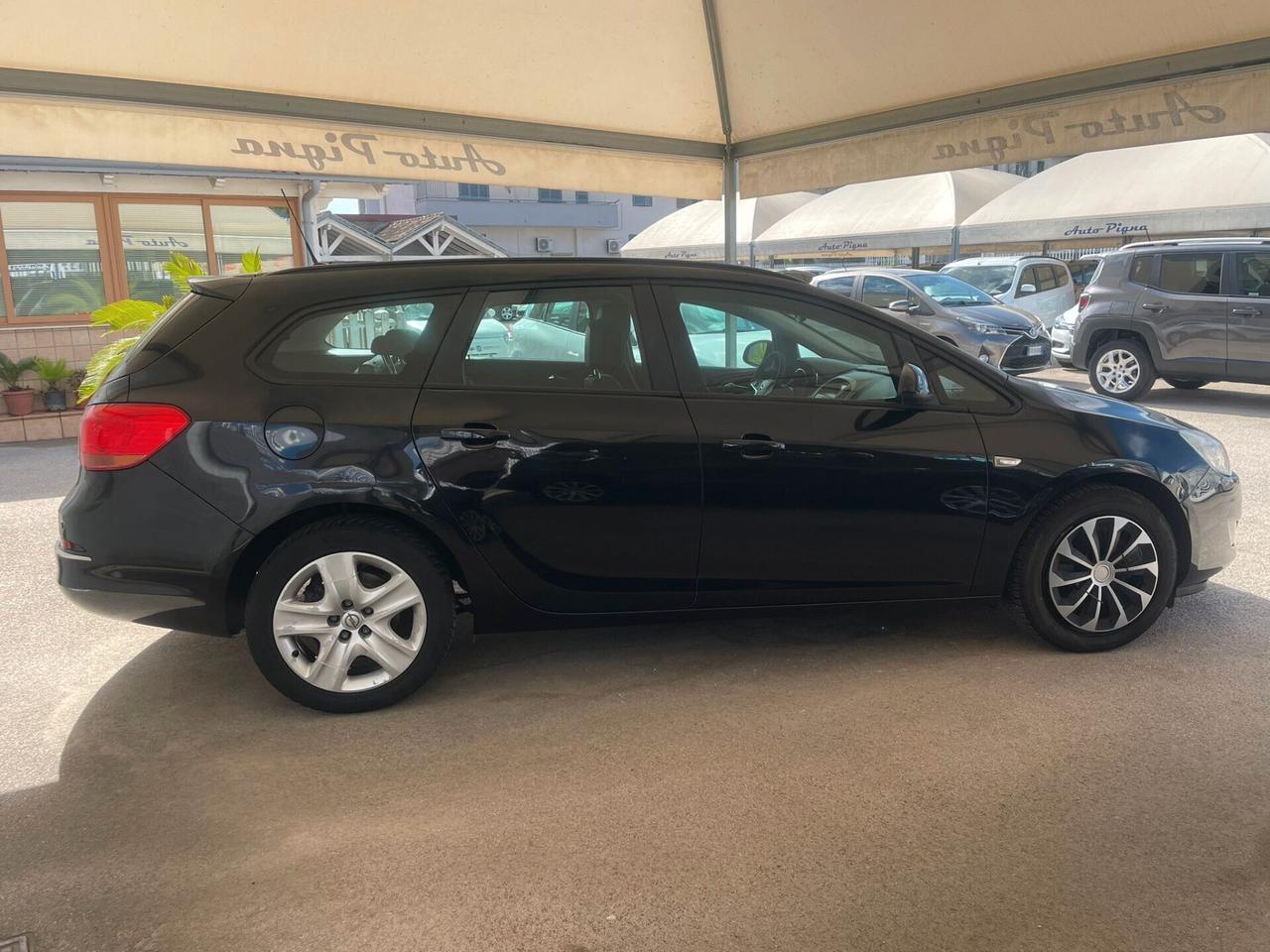 Opel Astra 1.7 CDTI 110CV Sports Tourer Cosmo