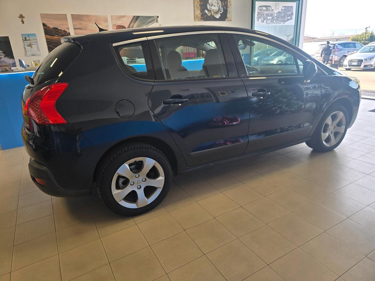 Peugeot 3008 1.6 HDi 112CV cambio robotizzato Tecno